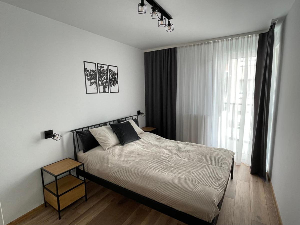 Newport Industrial Apartment Varşovia Exterior foto